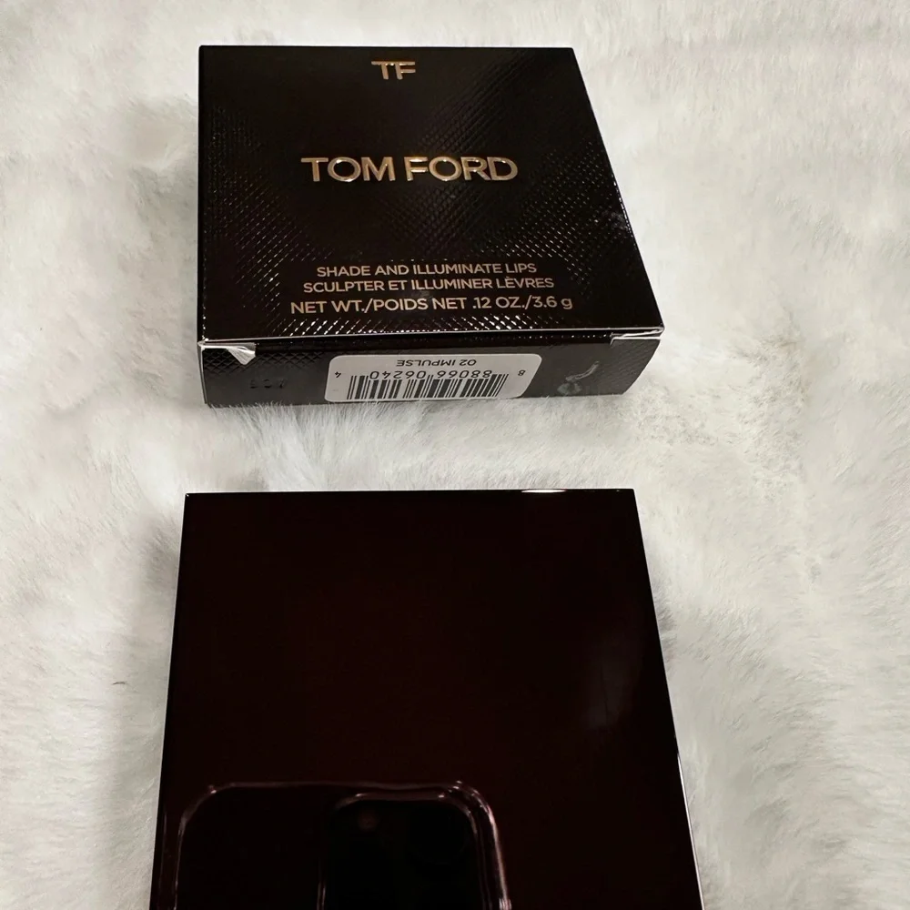 Tom Ford Lip Palette in move pinky color so pretty